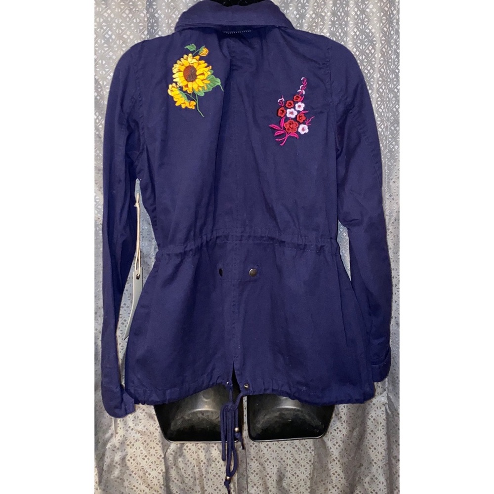 ⬇️Bagatelle Navy embroidered Anorak jacket - Picture 3 of 5